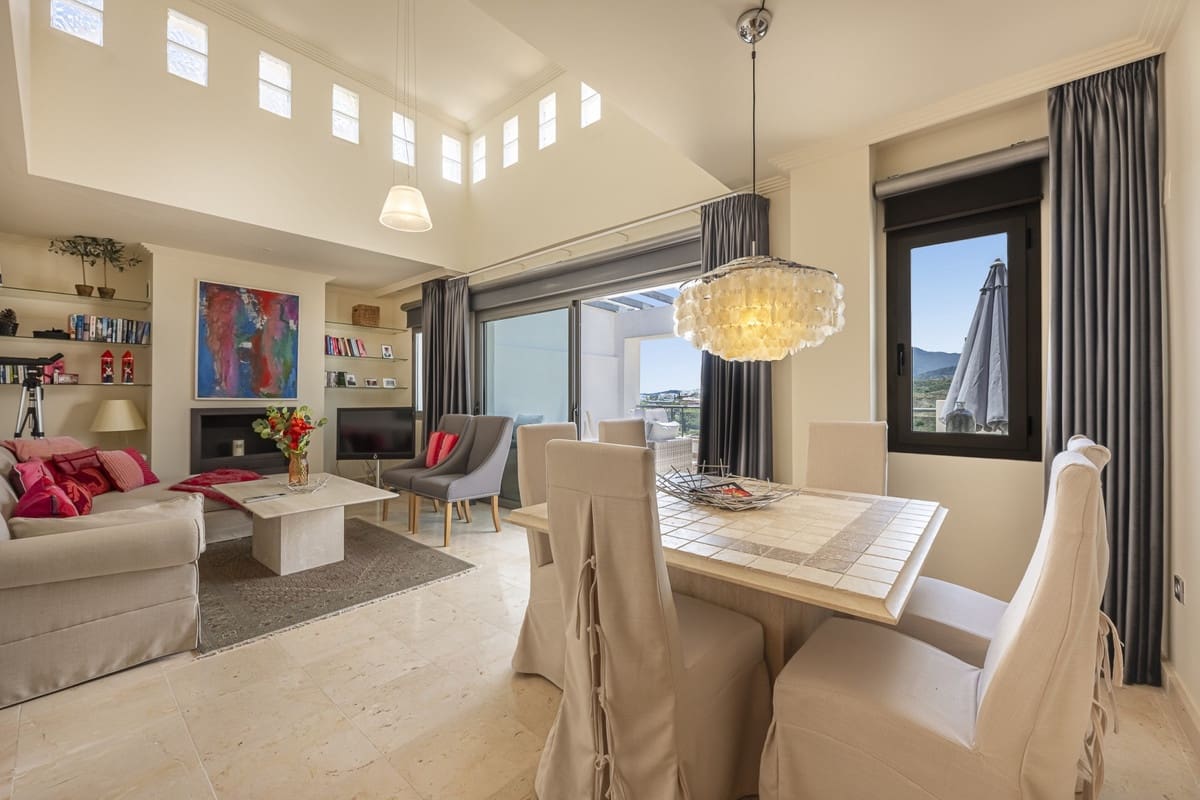 3 camera da letto Appartamento in vendita in Benahavis con piscina garage - 945.000 € (Rif: 10023140)