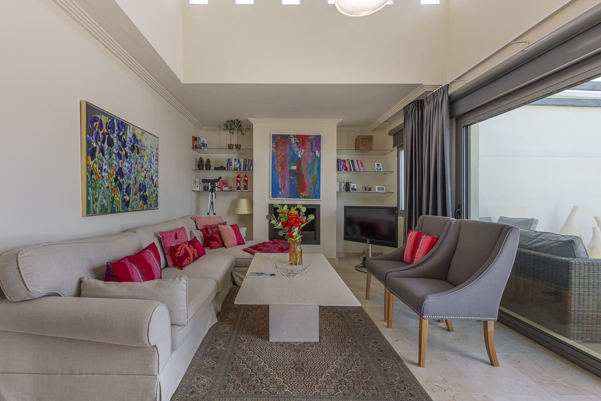 3 camera da letto Appartamento in vendita in Benahavis con piscina garage - 945.000 € (Rif: 10023140)