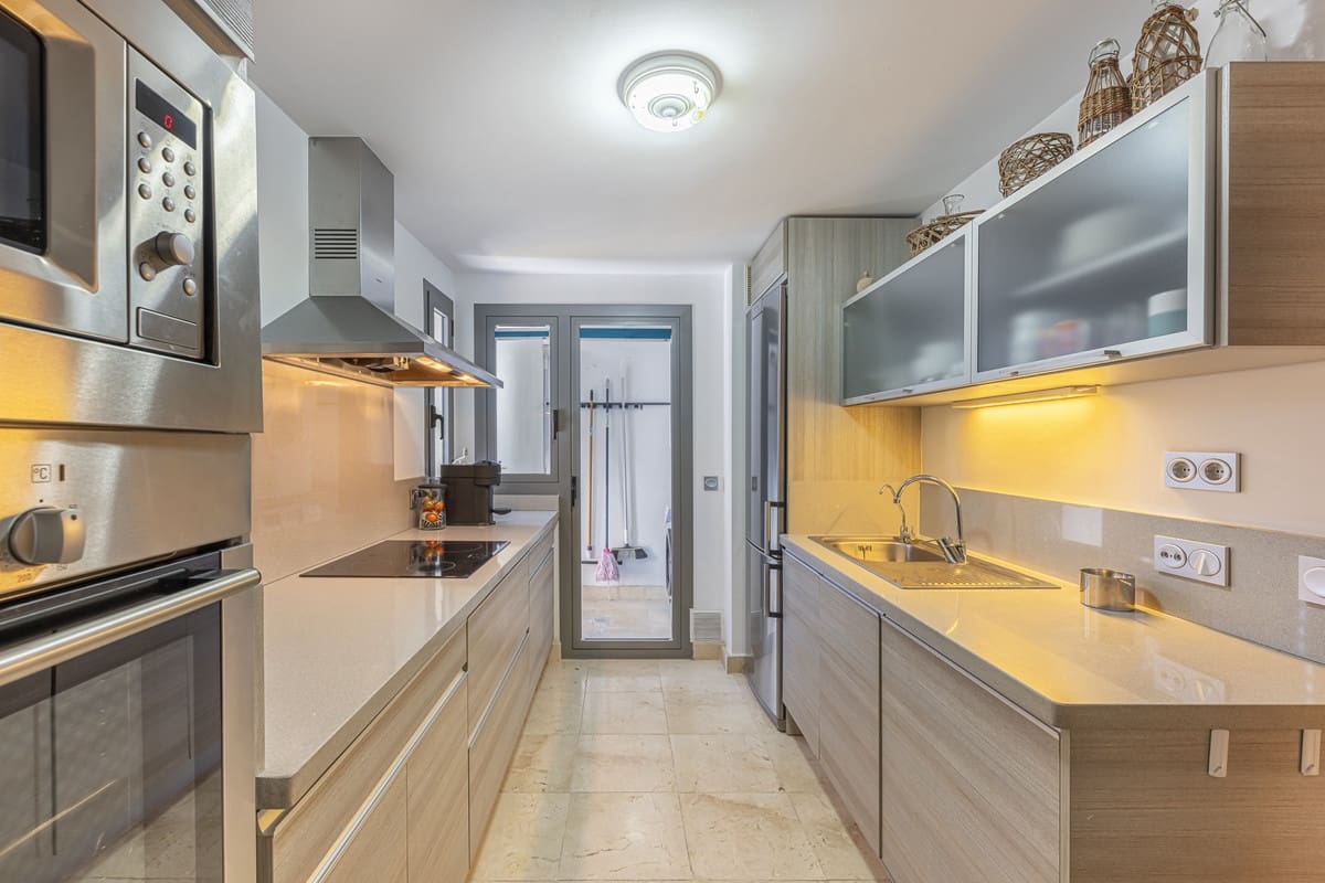 3 camera da letto Appartamento in vendita in Benahavis con piscina garage - 945.000 € (Rif: 10023140)