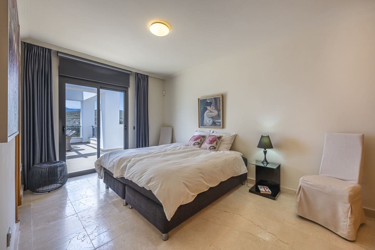 3 camera da letto Appartamento in vendita in Benahavis con piscina garage - 945.000 € (Rif: 10023140)