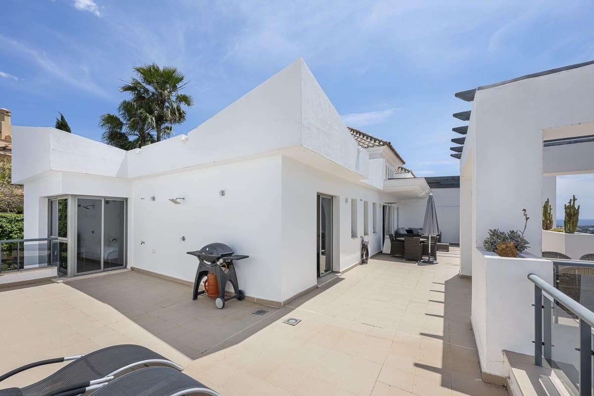 3 camera da letto Appartamento in vendita in Benahavis con piscina garage - 945.000 € (Rif: 10023140)