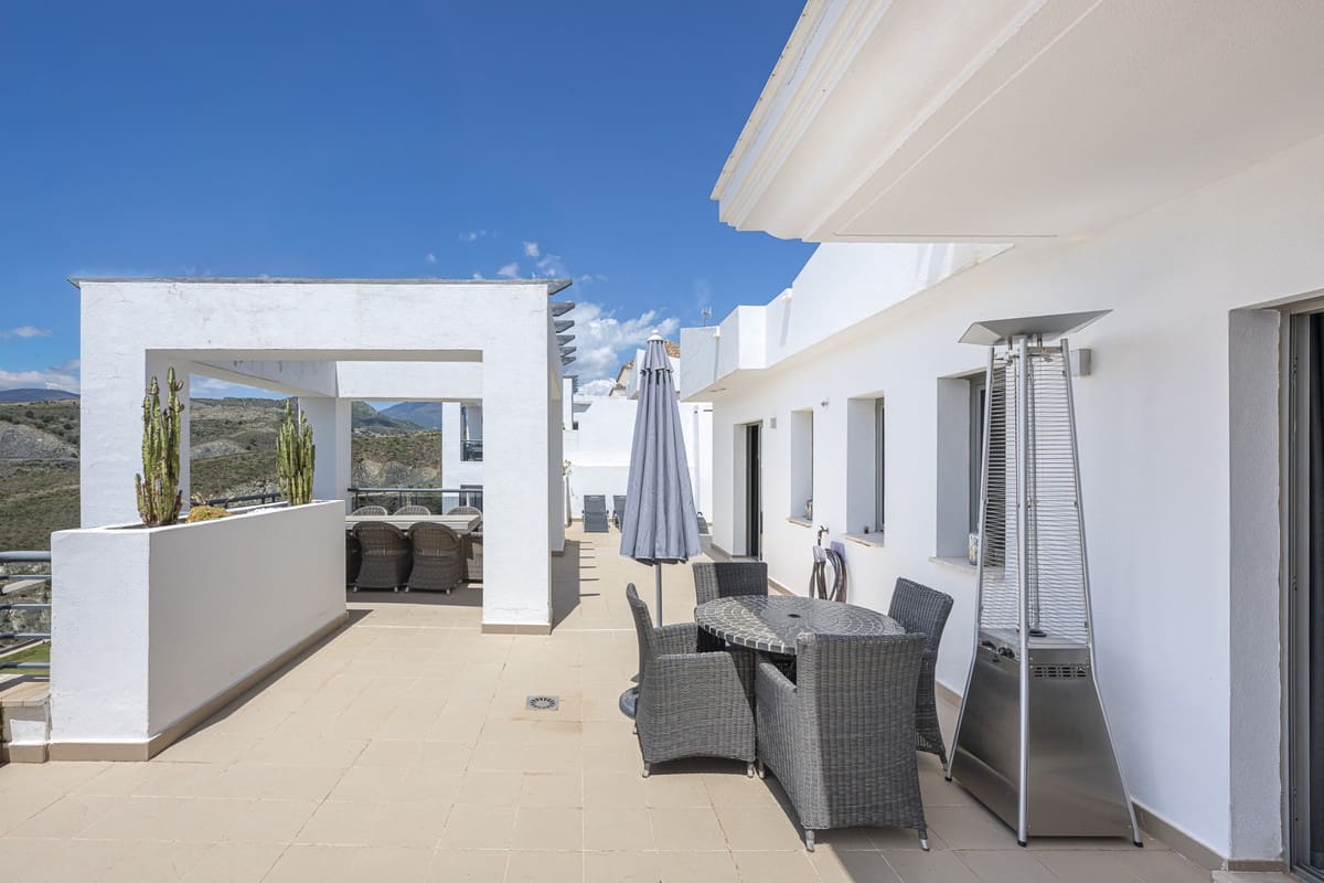 3 camera da letto Appartamento in vendita in Benahavis con piscina garage - 945.000 € (Rif: 10023140)