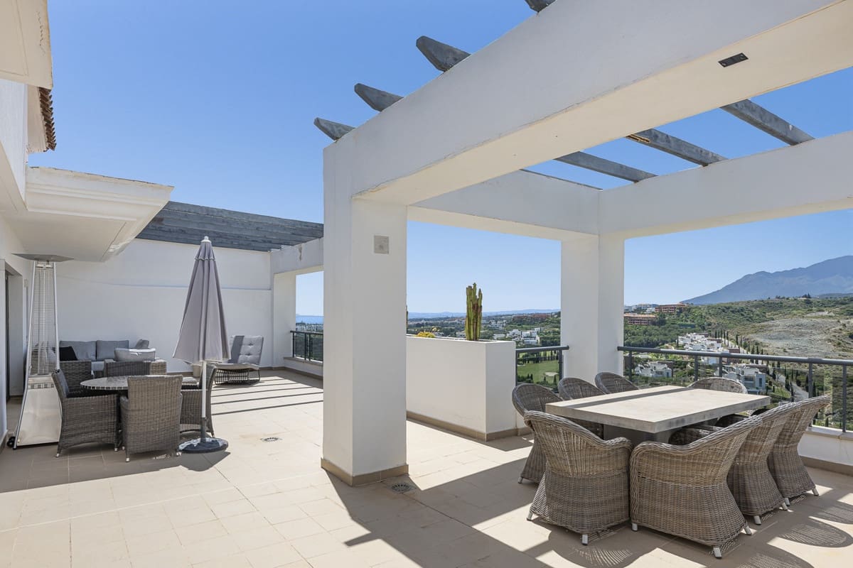 3 camera da letto Appartamento in vendita in Benahavis con piscina garage - 945.000 € (Rif: 10023140)