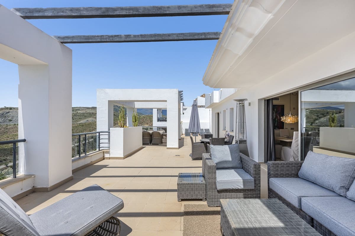3 camera da letto Appartamento in vendita in Benahavis con piscina garage - 945.000 € (Rif: 10023140)