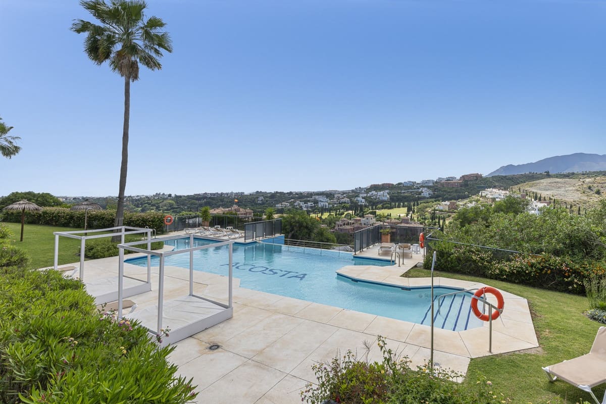 3 camera da letto Appartamento in vendita in Benahavis con piscina garage - 945.000 € (Rif: 10023140)