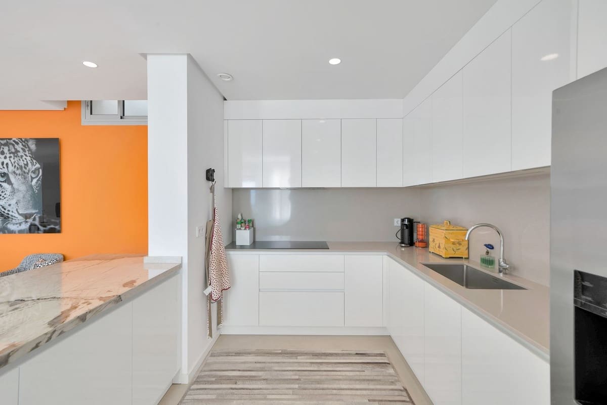 3 soverom Leilighet til salgs i Benahavis - € 945 000 (Ref: 10023141)
