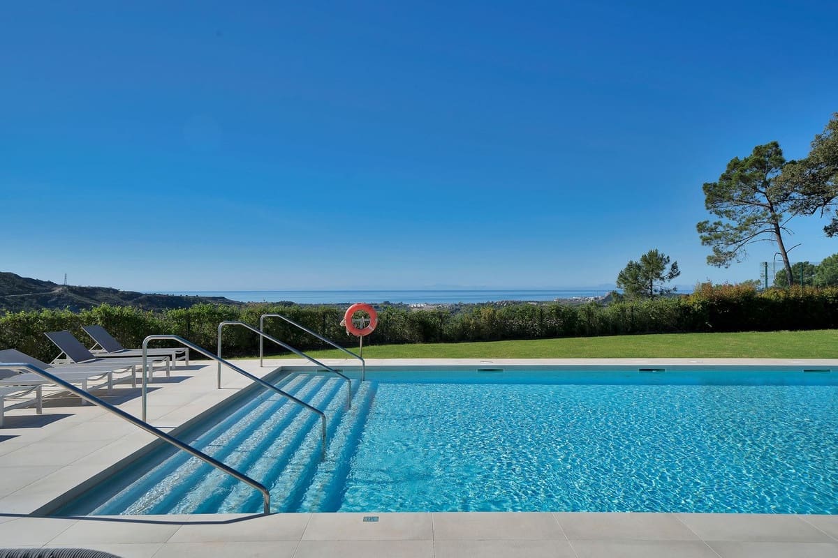 3 soverom Leilighet til salgs i Benahavis - € 945 000 (Ref: 10023141)