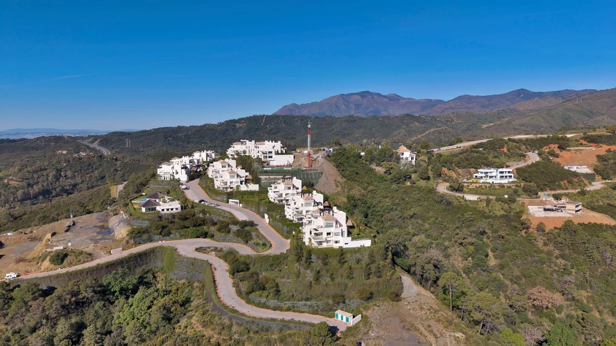 3 soverom Leilighet til salgs i Benahavis - € 945 000 (Ref: 10023141)