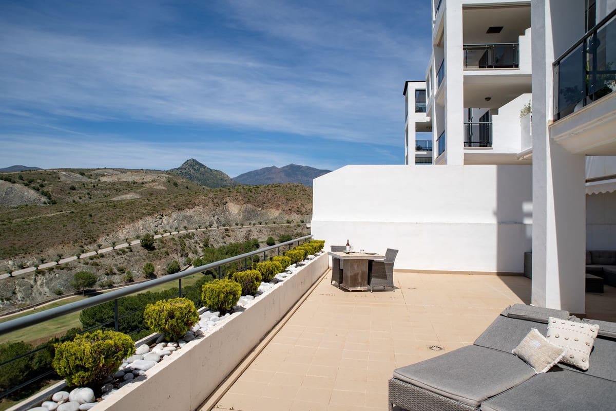 3 chambre Appartement à vendre à Los Flamingos avec piscine garage - 925 000 € (Ref: 10023142)