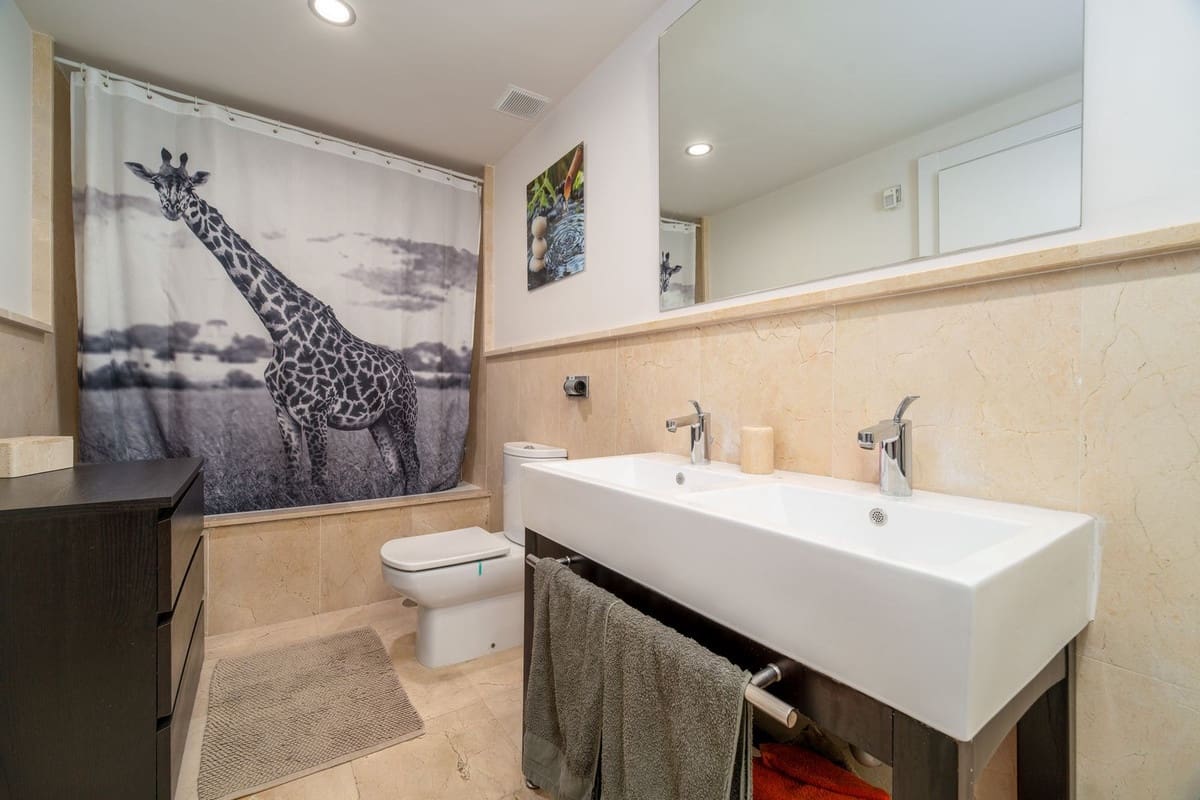 3 chambre Appartement à vendre à Los Flamingos avec piscine garage - 925 000 € (Ref: 10023142)