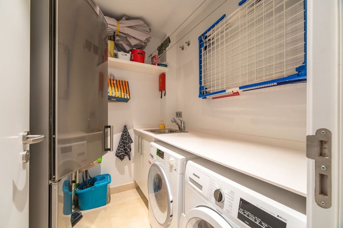 3 chambre Appartement à vendre à Los Flamingos avec piscine garage - 925 000 € (Ref: 10023142)