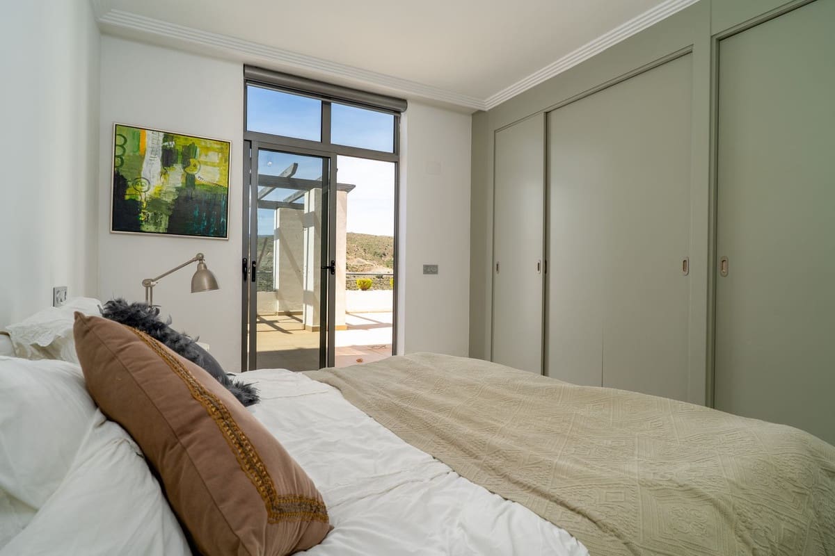 3 chambre Appartement à vendre à Los Flamingos avec piscine garage - 925 000 € (Ref: 10023142)