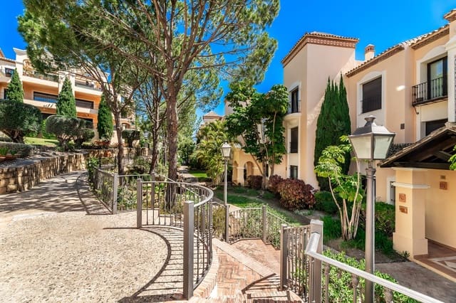 3 Zimmer Apartment zu verkaufen in La Quinta, Benahavís mit Pool Garage - 899.000 € (Ref: 10023143)