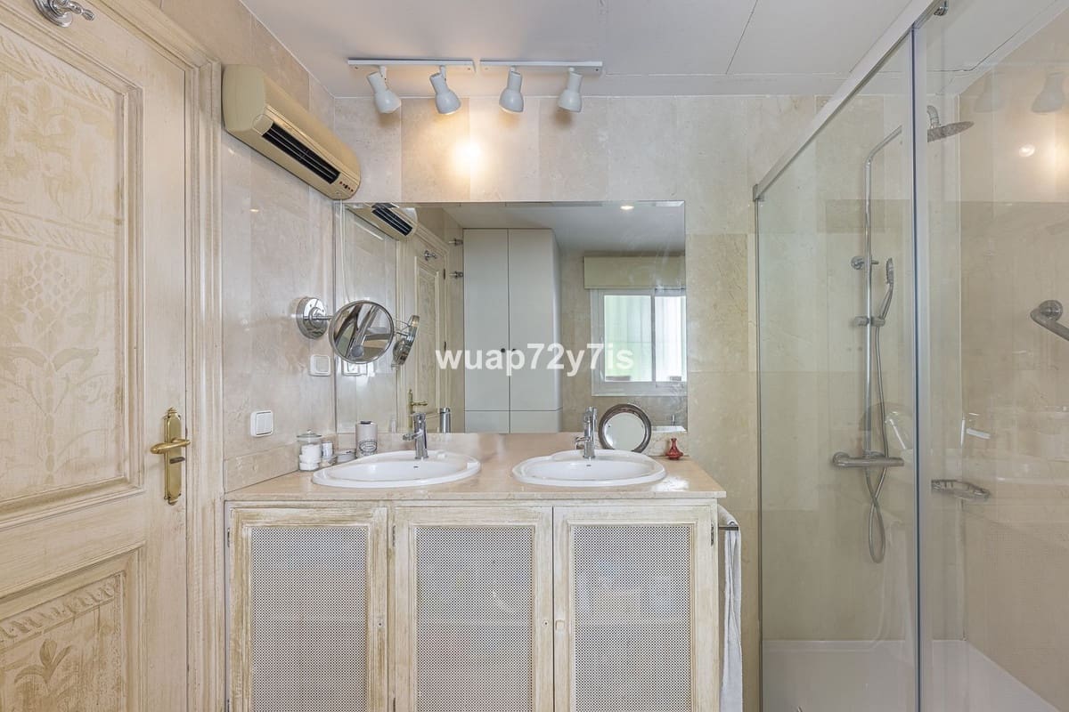 2 slaapkamer Huis te koop in Benahavis - € 925.000 (Ref: 10023144)