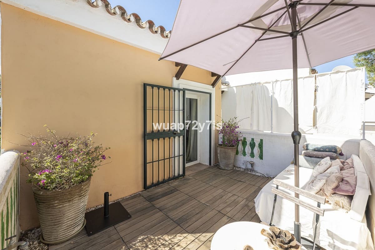 2 slaapkamer Huis te koop in Benahavis - € 925.000 (Ref: 10023144)
