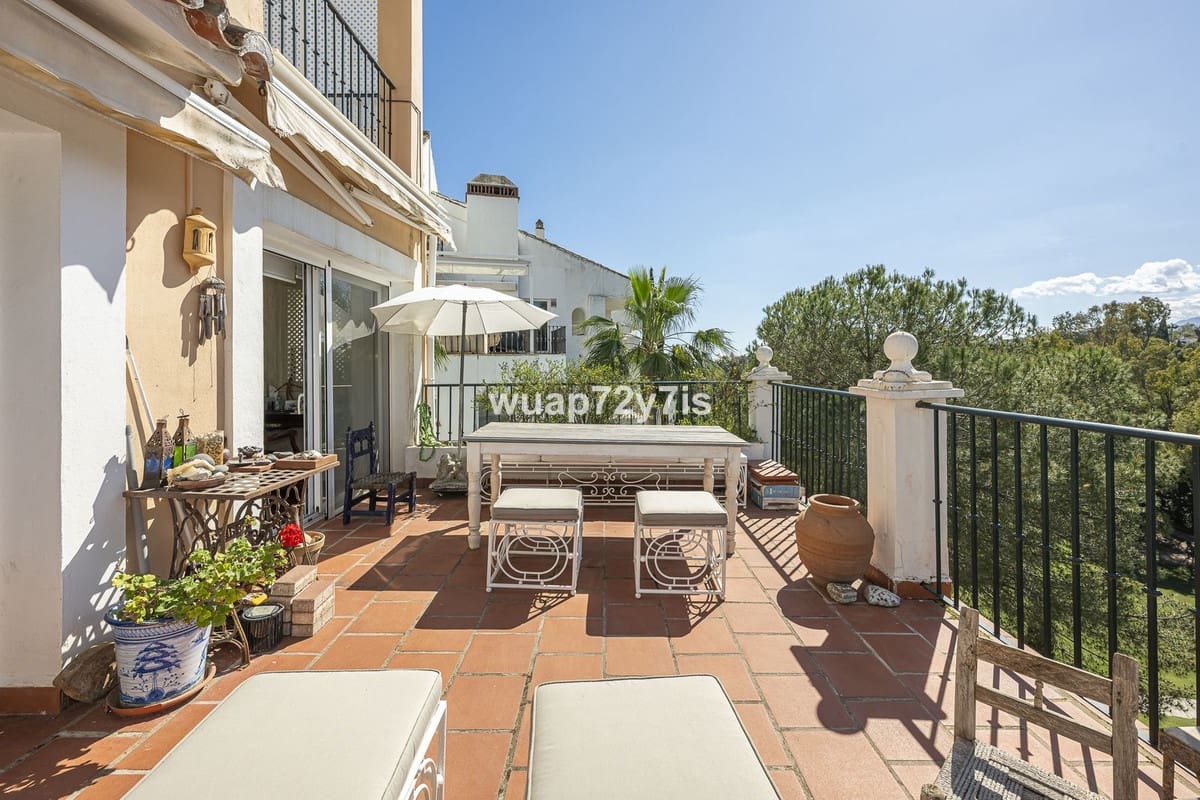 2 slaapkamer Huis te koop in Benahavis - € 925.000 (Ref: 10023144)