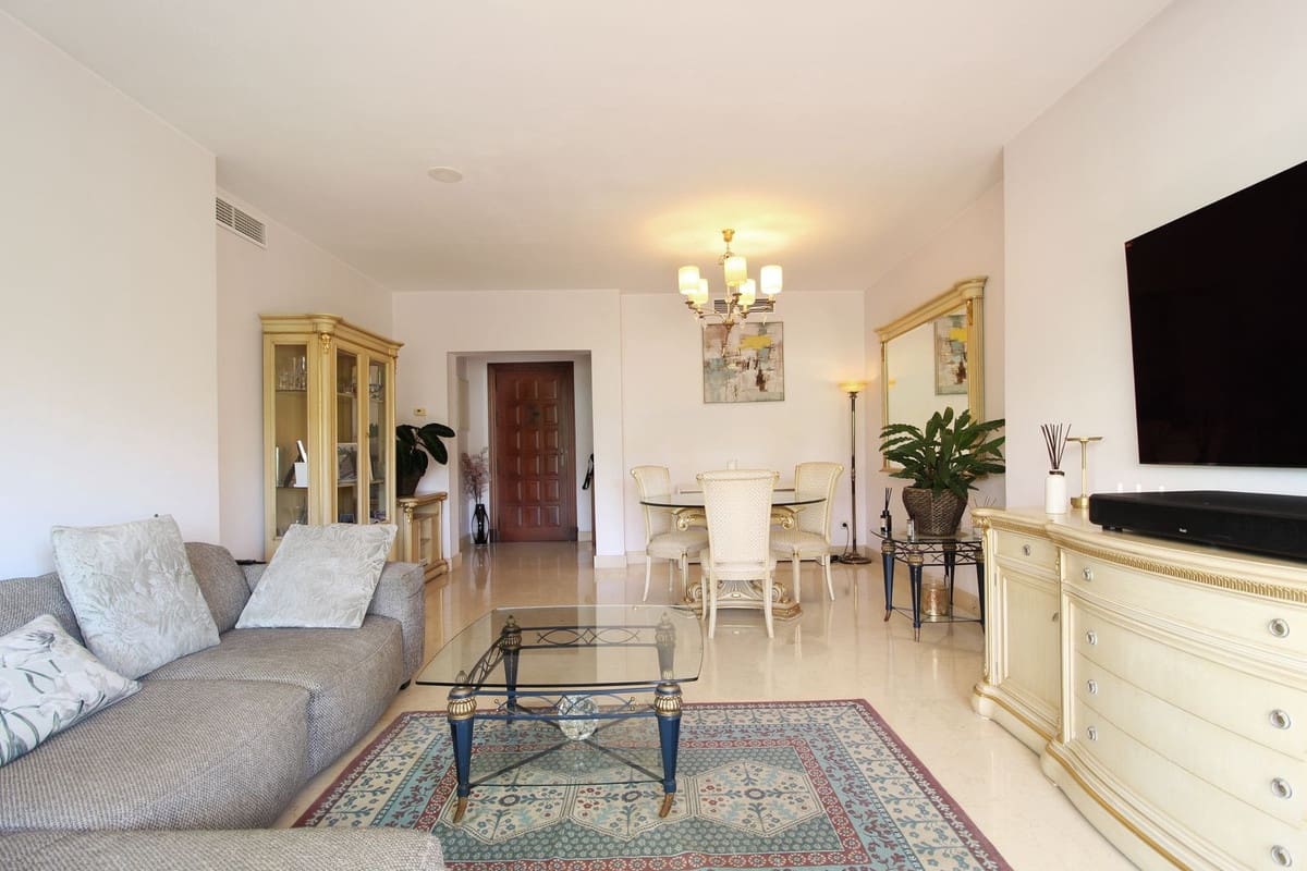 3 soverom Leilighet til salgs i Benahavis med svømmebasseng garasje - € 880 000 (Ref: 10023145)