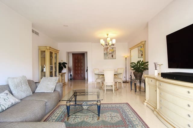 3 bedroom Apartment for sale in Benahavís with pool garage - € 880,000 (Ref: 10023145)