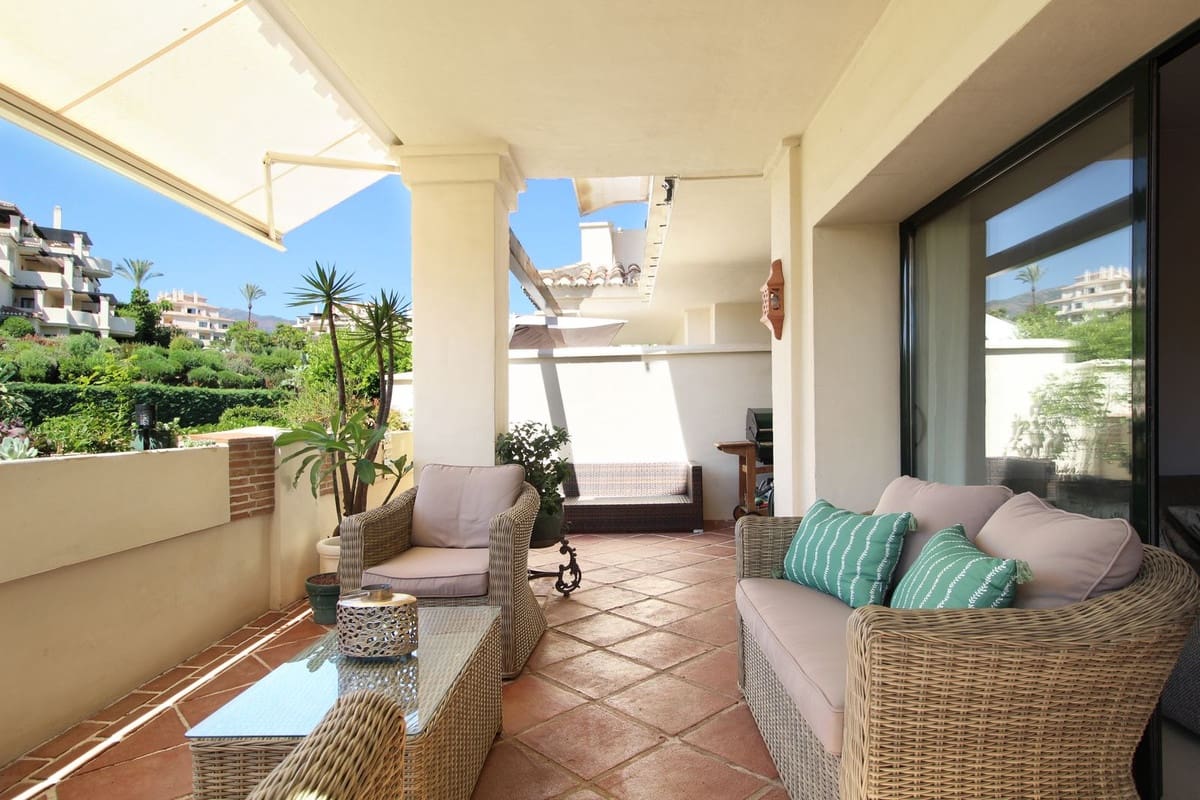 3 soverom Leilighet til salgs i Benahavis med svømmebasseng garasje - € 880 000 (Ref: 10023145)