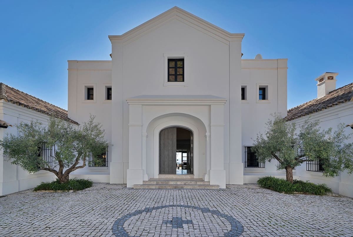 5 sovrum Villa till salu i Benahavis med pool - 4 950 000 € (Ref: 10033073)