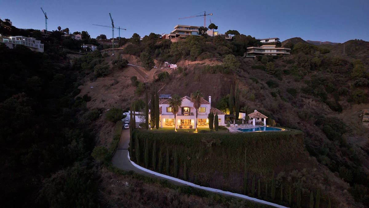 5 sovrum Villa till salu i Benahavis med pool - 4 950 000 € (Ref: 10033073)