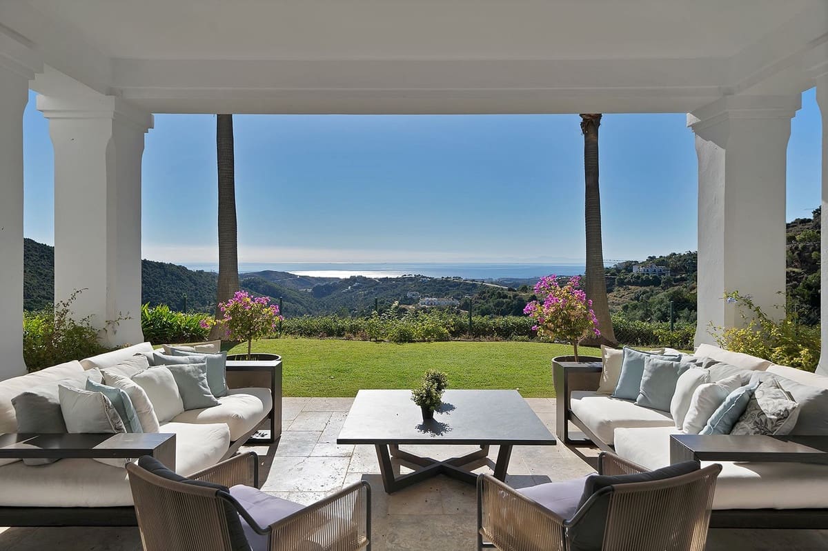 5 sovrum Villa till salu i Benahavis med pool - 4 950 000 € (Ref: 10033073)