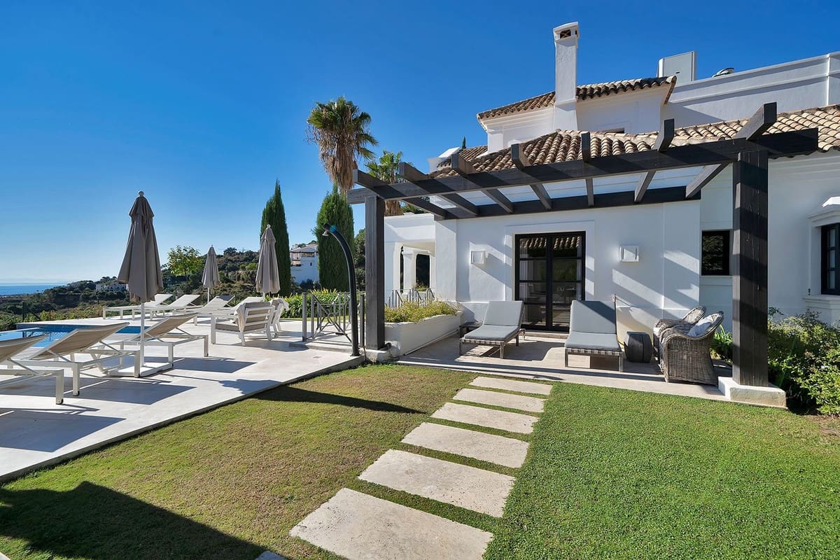 5 sovrum Villa till salu i Benahavis med pool - 4 950 000 € (Ref: 10033073)