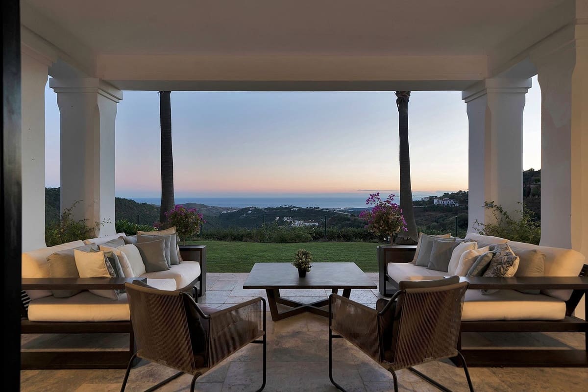 5 sovrum Villa till salu i Benahavis med pool - 4 950 000 € (Ref: 10033073)