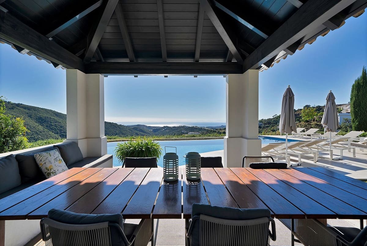 5 sovrum Villa till salu i Benahavis med pool - 4 950 000 € (Ref: 10033073)