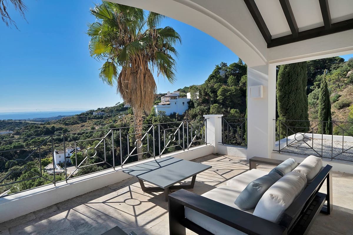 5 sovrum Villa till salu i Benahavis med pool - 4 950 000 € (Ref: 10033073)