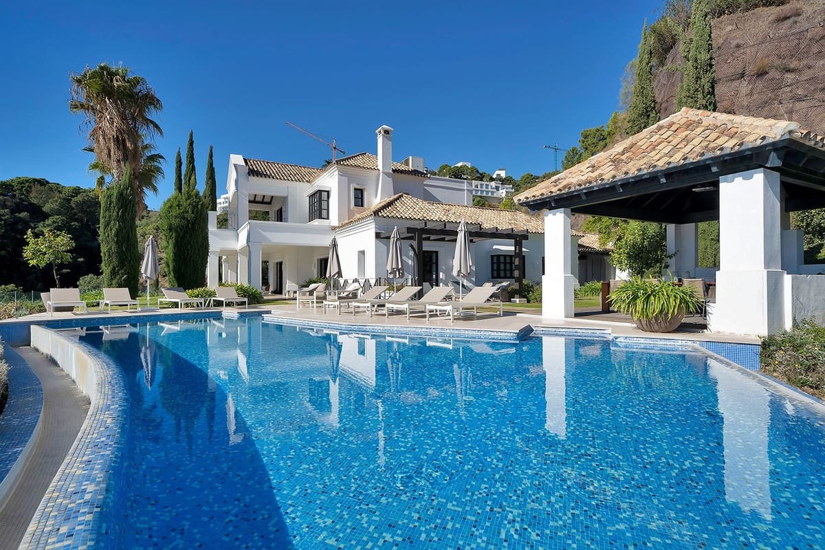 5 sovrum Villa till salu i Benahavis med pool - 4 950 000 € (Ref: 10033073)