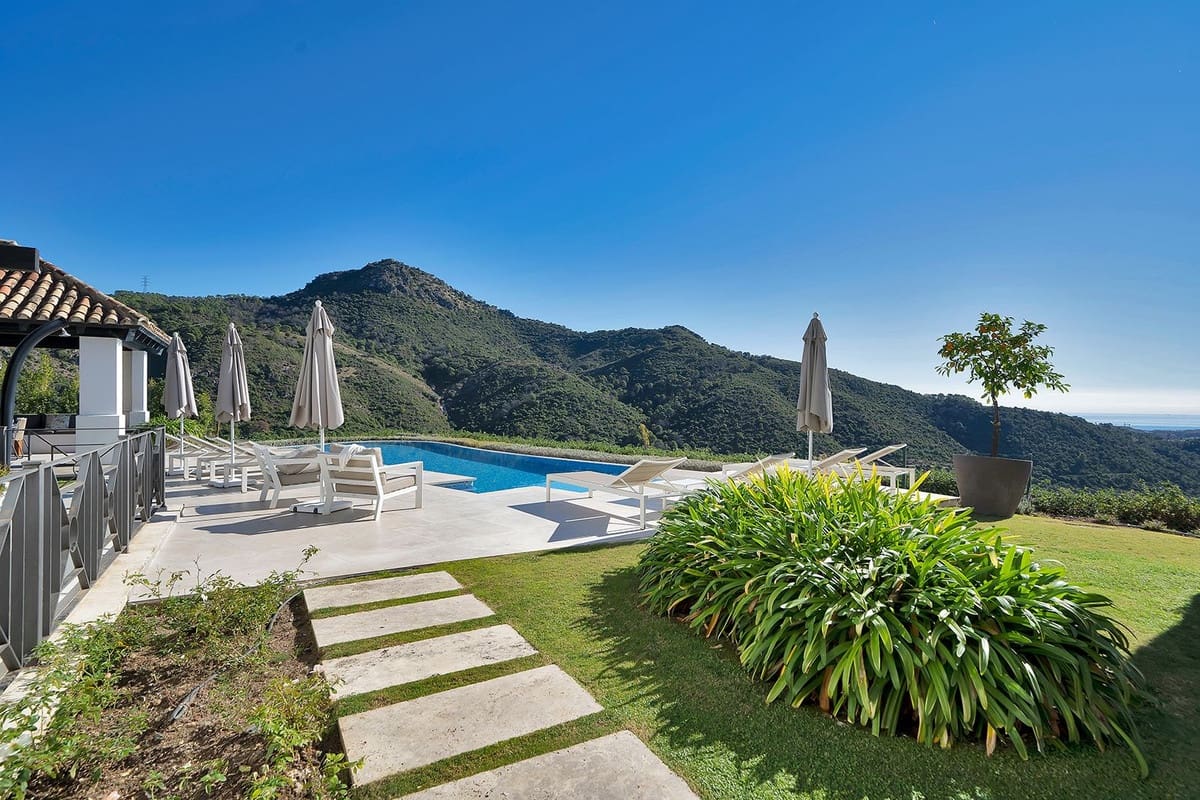5 sovrum Villa till salu i Benahavis med pool - 4 950 000 € (Ref: 10033073)