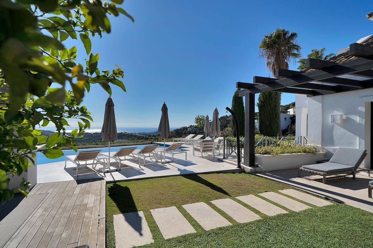 5 sovrum Villa till salu i Benahavis med pool - 4 950 000 € (Ref: 10033073)