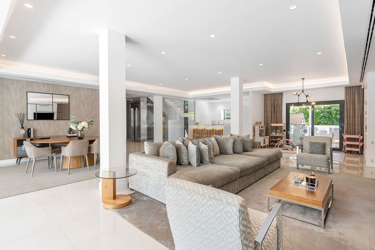 Chalet de 5 habitaciones en La Quinta en venta con piscina garaje - 3.495.000 € (Ref: 10033082)