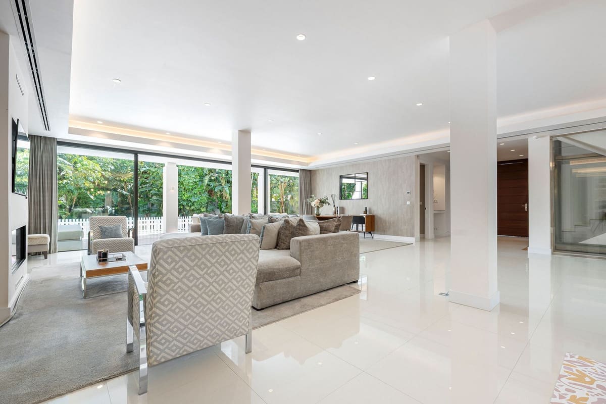 Chalet de 5 habitaciones en La Quinta en venta con piscina garaje - 3.495.000 € (Ref: 10033082)