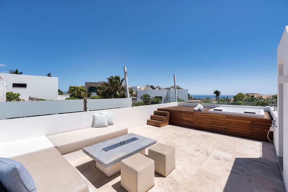 Chalet de 5 habitaciones en La Quinta en venta con piscina garaje - 3.495.000 € (Ref: 10033082)