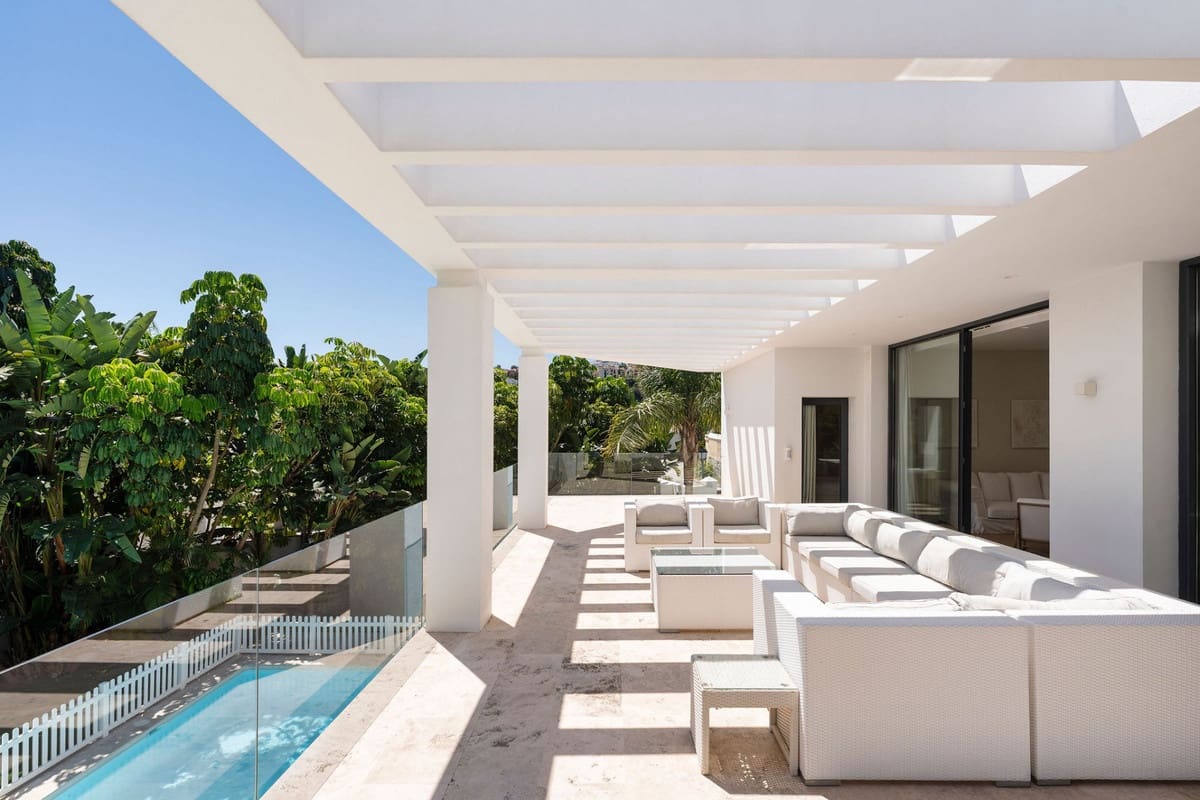 Chalet de 5 habitaciones en La Quinta en venta con piscina garaje - 3.495.000 € (Ref: 10033082)