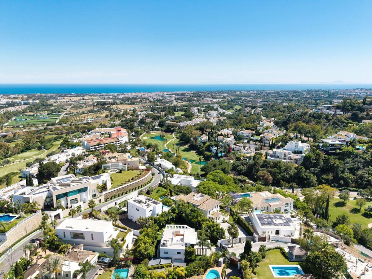 Chalet de 5 habitaciones en La Quinta en venta con piscina garaje - 3.495.000 € (Ref: 10033082)
