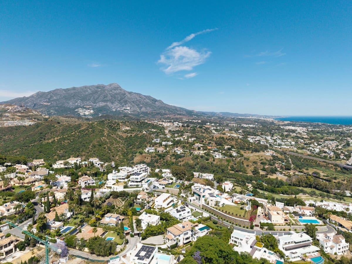 Chalet de 5 habitaciones en La Quinta en venta con piscina garaje - 3.495.000 € (Ref: 10033082)