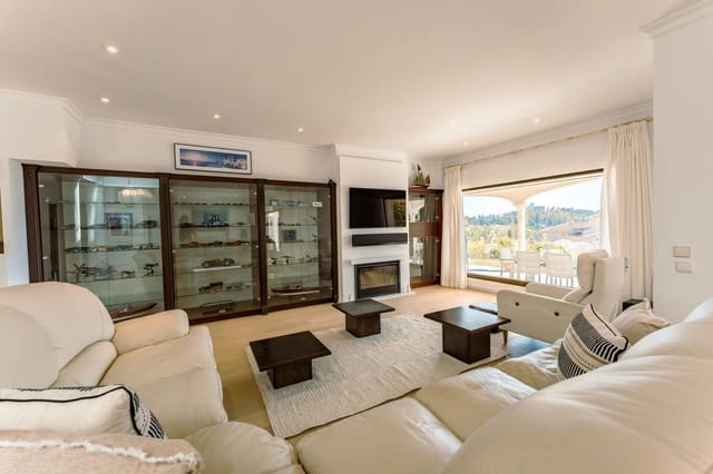 4 bedroom Villa for sale in Benahavís with pool garage - € 3,485,000 (Ref: 10033083)
