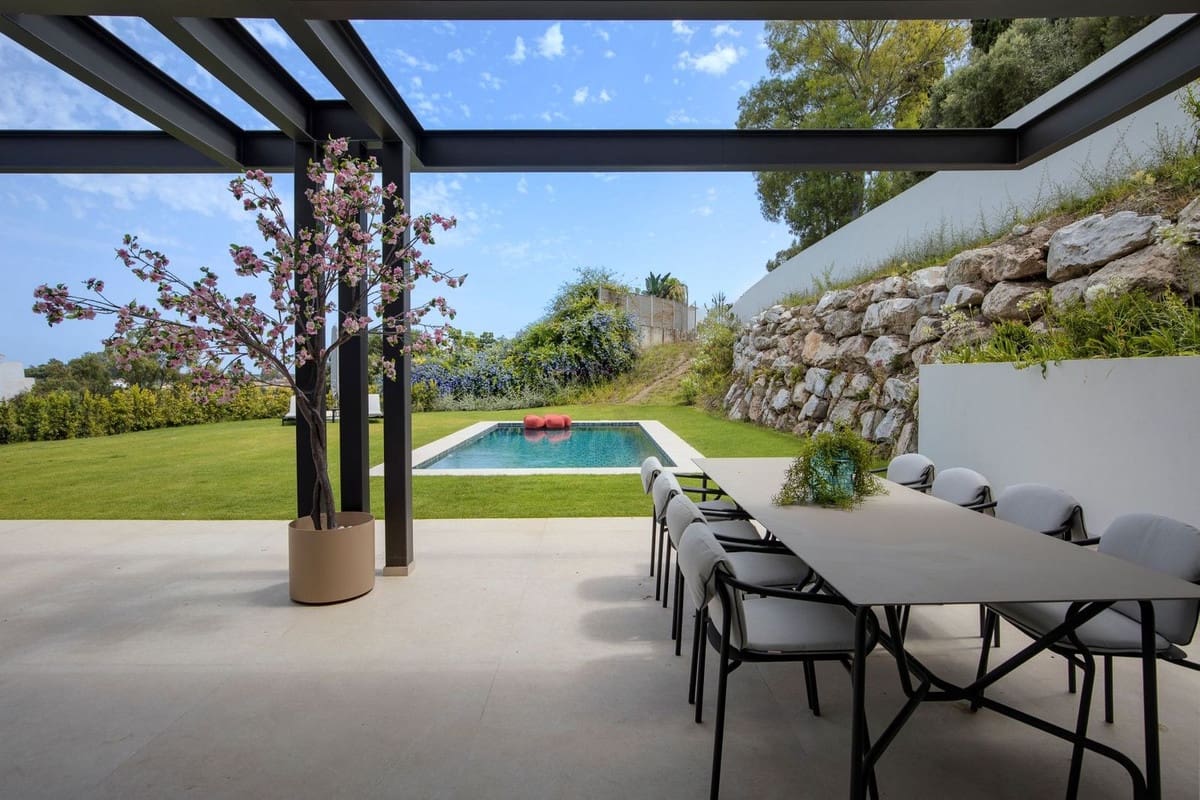 6 Zimmer Villa zu verkaufen in Benahavis mit Pool Garage - 3.350.000 € (Ref: 10033084)