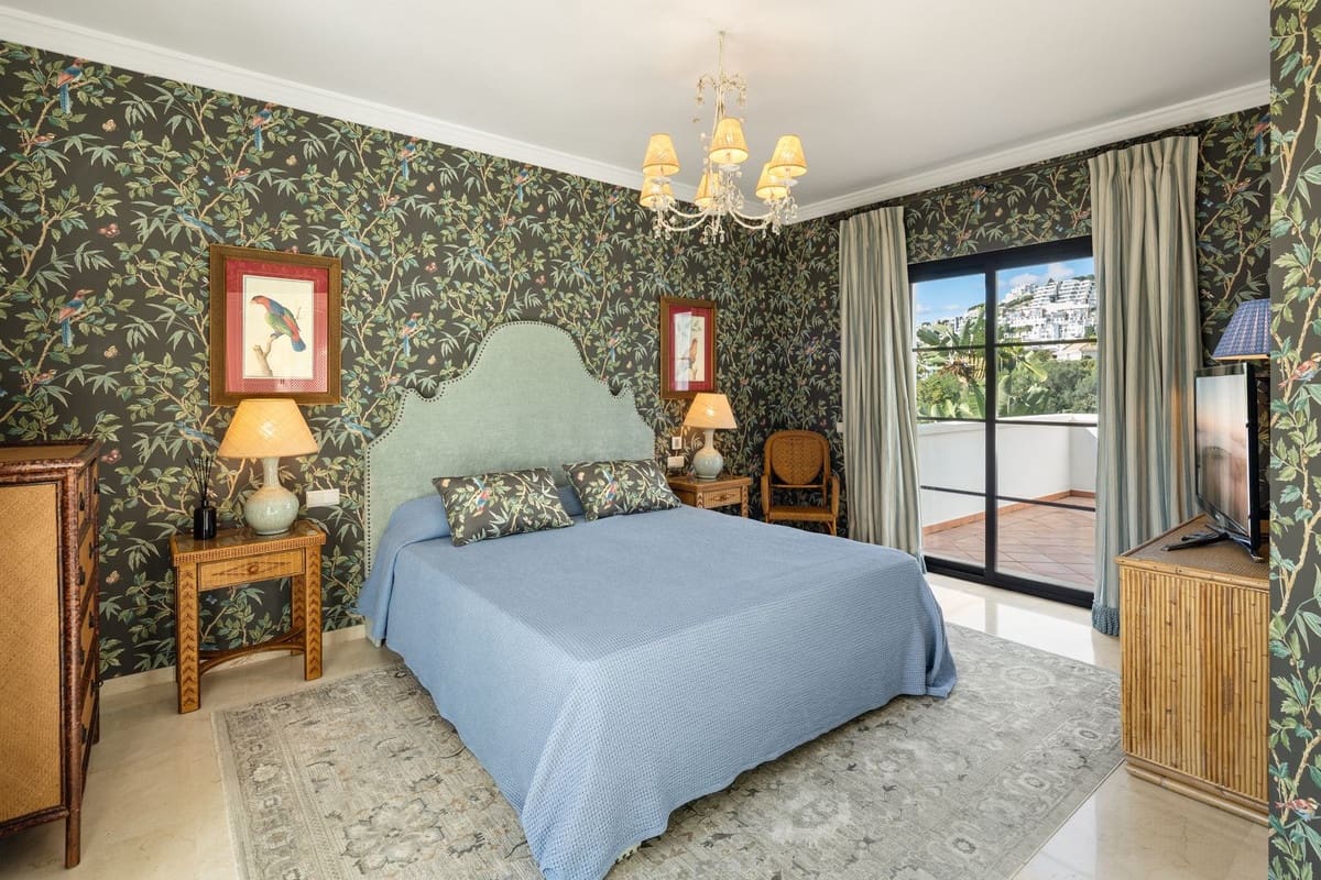 4 chambre Villa/Maison à vendre à Benahavis avec garage - 2 950 000 € (Ref: 10033085)