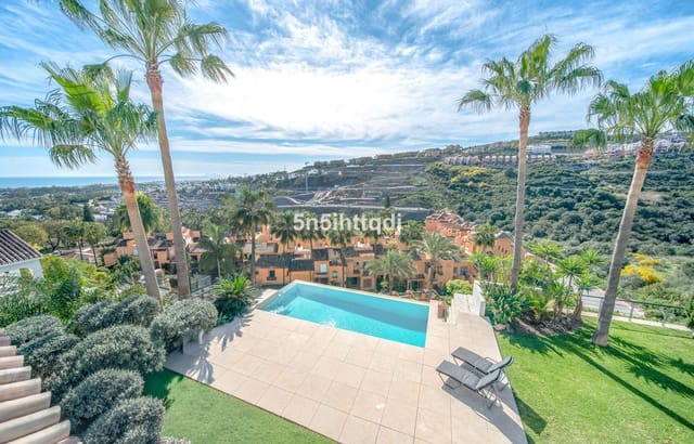 5 quarto Moradia para venda em Benahavís com piscina garagem - 2 750 000 € (Ref: 10033086)
