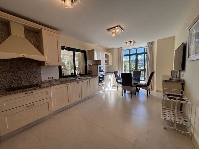 7 chambre Villa/Maison à vendre à Benahavís avec piscine garage - 2 900 000 € (Ref: 10033087)