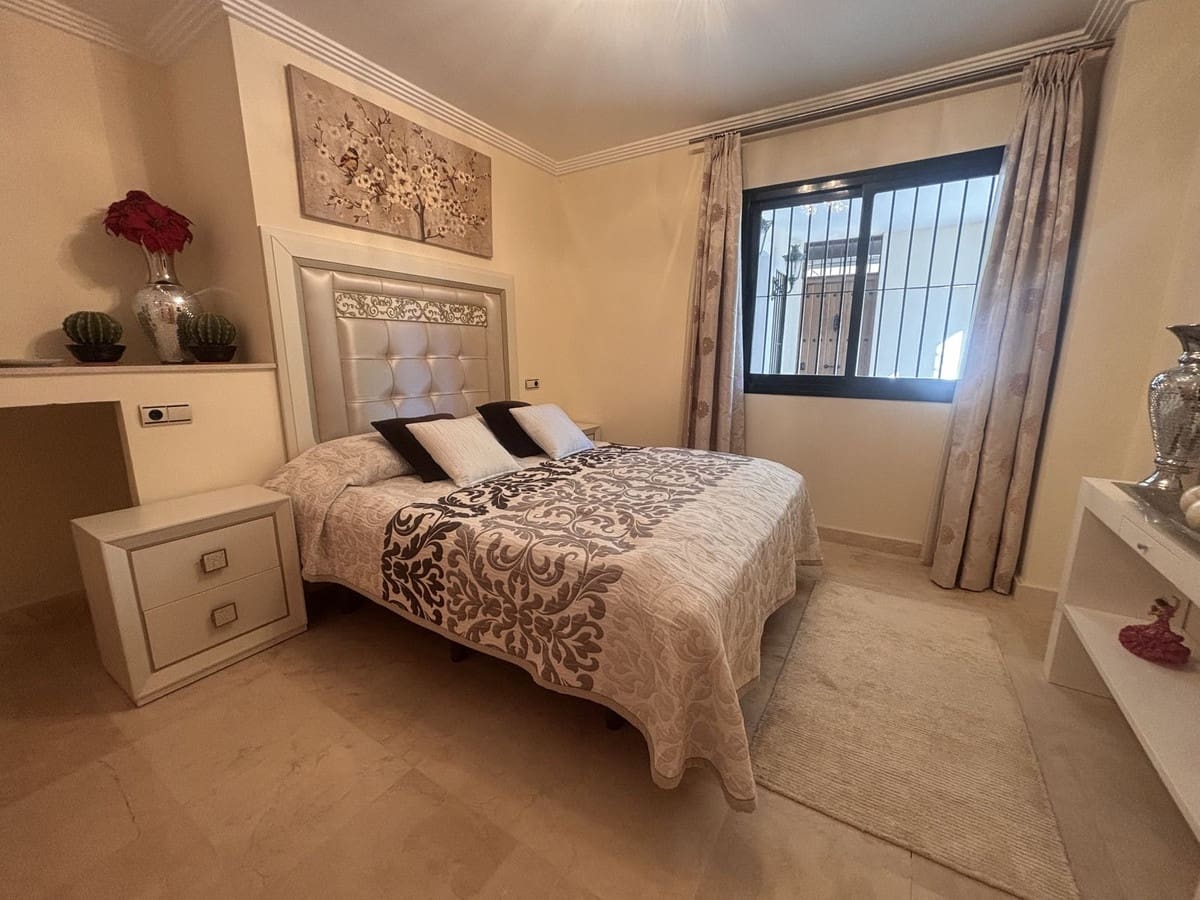 7 slaapkamer Villa te koop in Benahavis met zwembad garage - € 2.900.000 (Ref: 10033087)