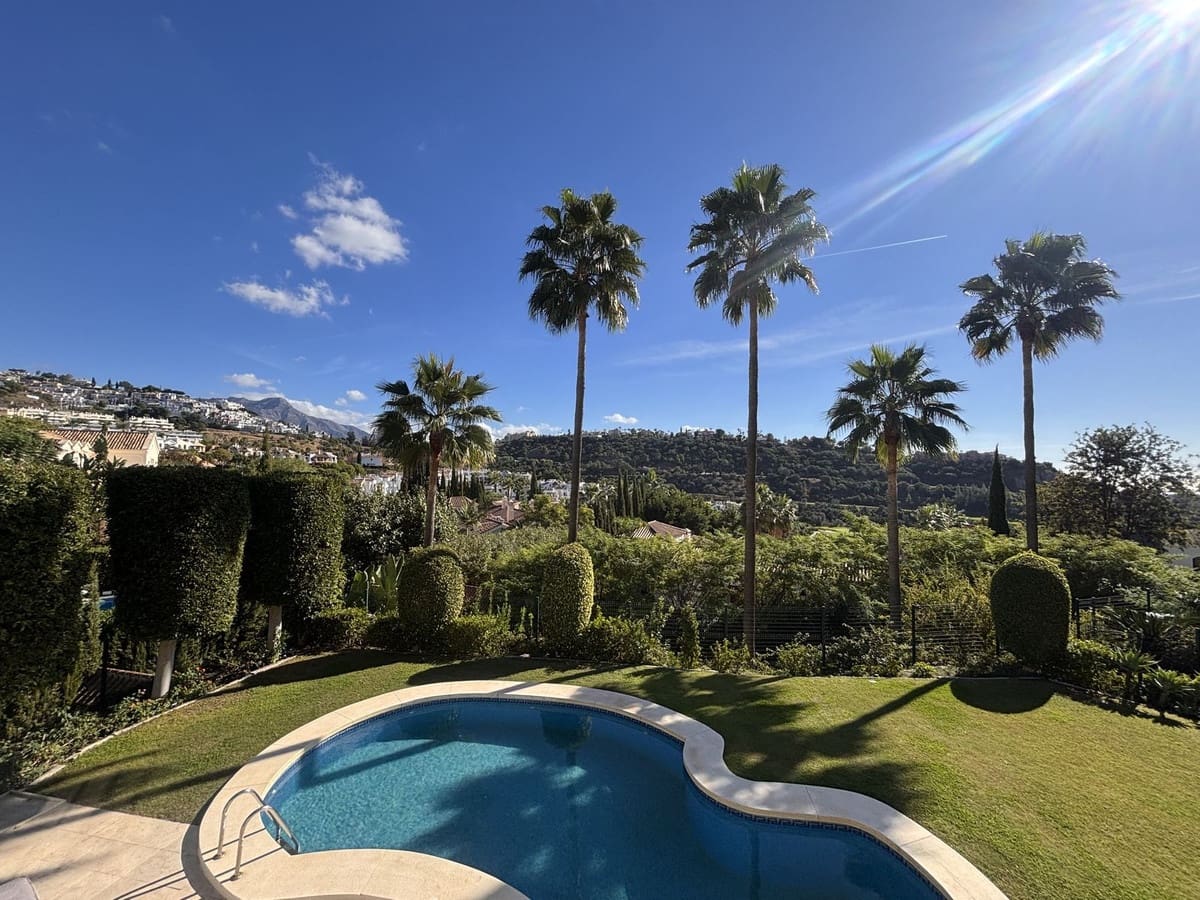 7 slaapkamer Villa te koop in Benahavis met zwembad garage - € 2.900.000 (Ref: 10033087)
