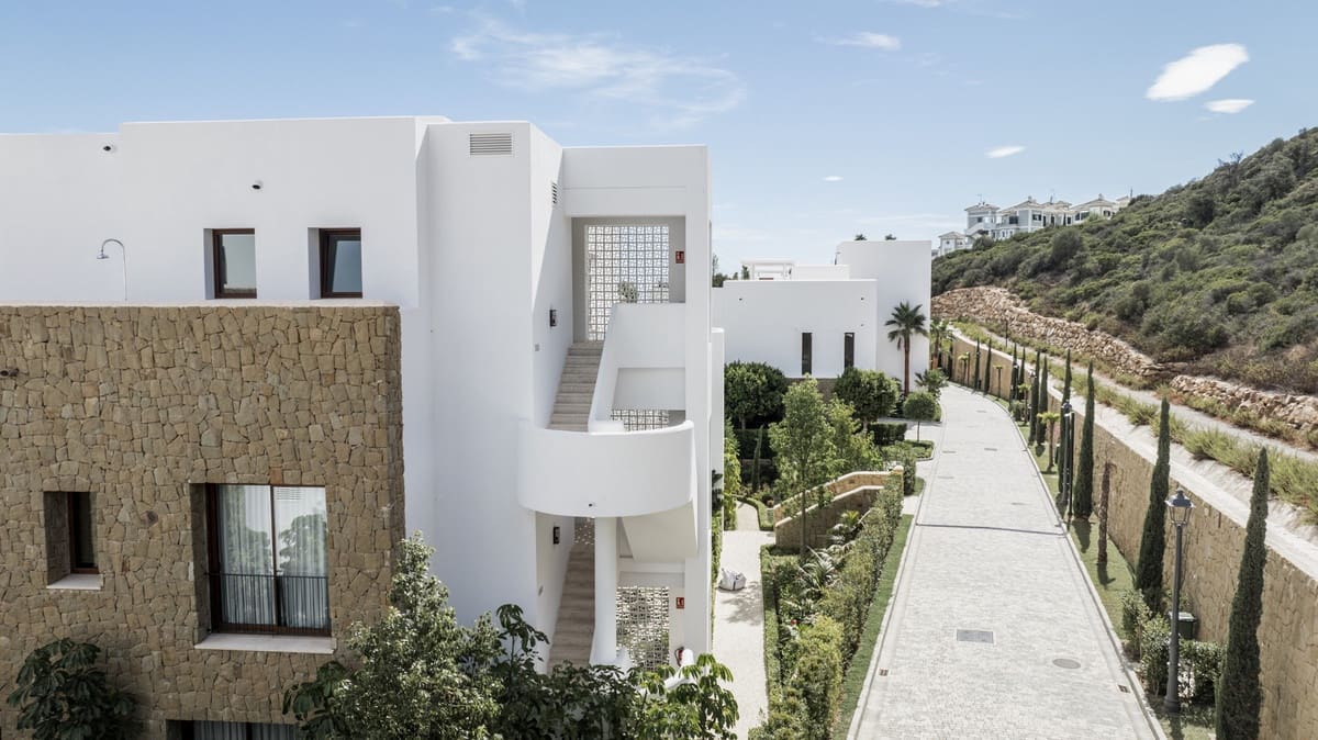 3 Zimmer Apartment zu verkaufen in Casares mit Pool - 2.495.000 € (Ref: 10033089)