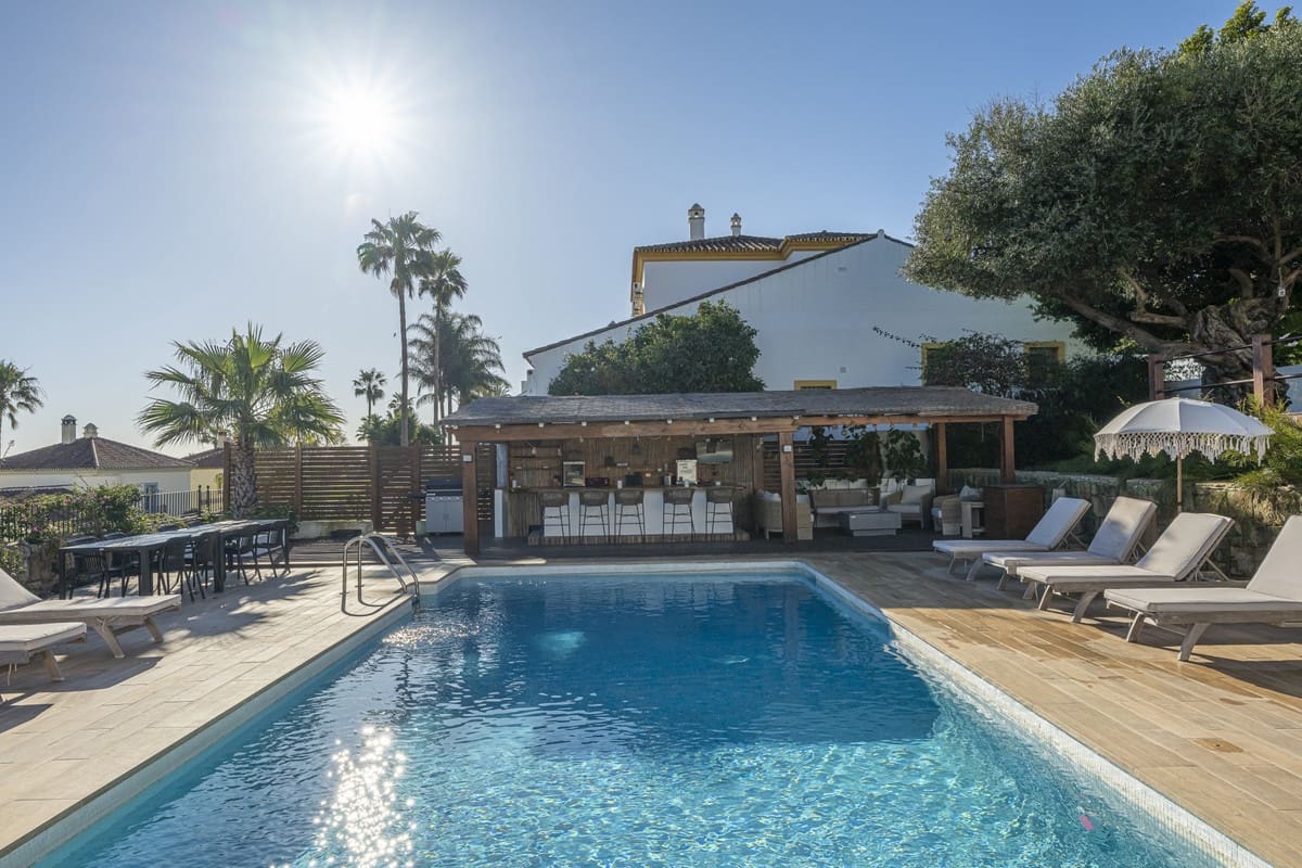 6 Zimmer Villa zu verkaufen in La Duquesa / Puerto de la Duquesa mit Pool Garage - 2.800.000 € (Ref: 10033090)