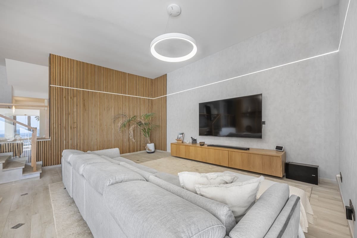 6 Zimmer Villa zu verkaufen in La Duquesa / Puerto de la Duquesa mit Pool Garage - 2.800.000 € (Ref: 10033090)