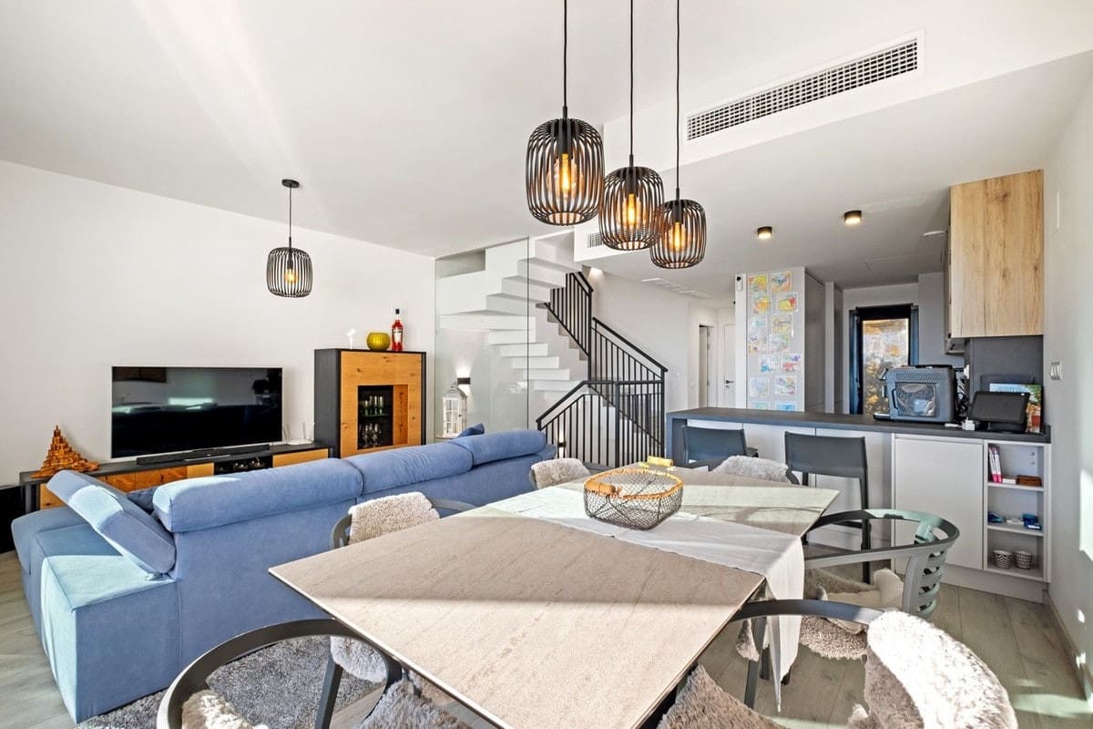 3 sovrum Hus till salu i Manilva med pool garage - 689 000 € (Ref: 10033091)